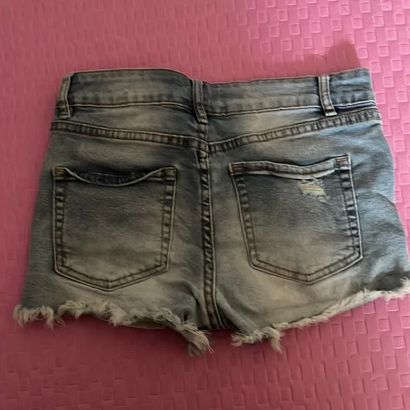 Short - Picture 2 of 3